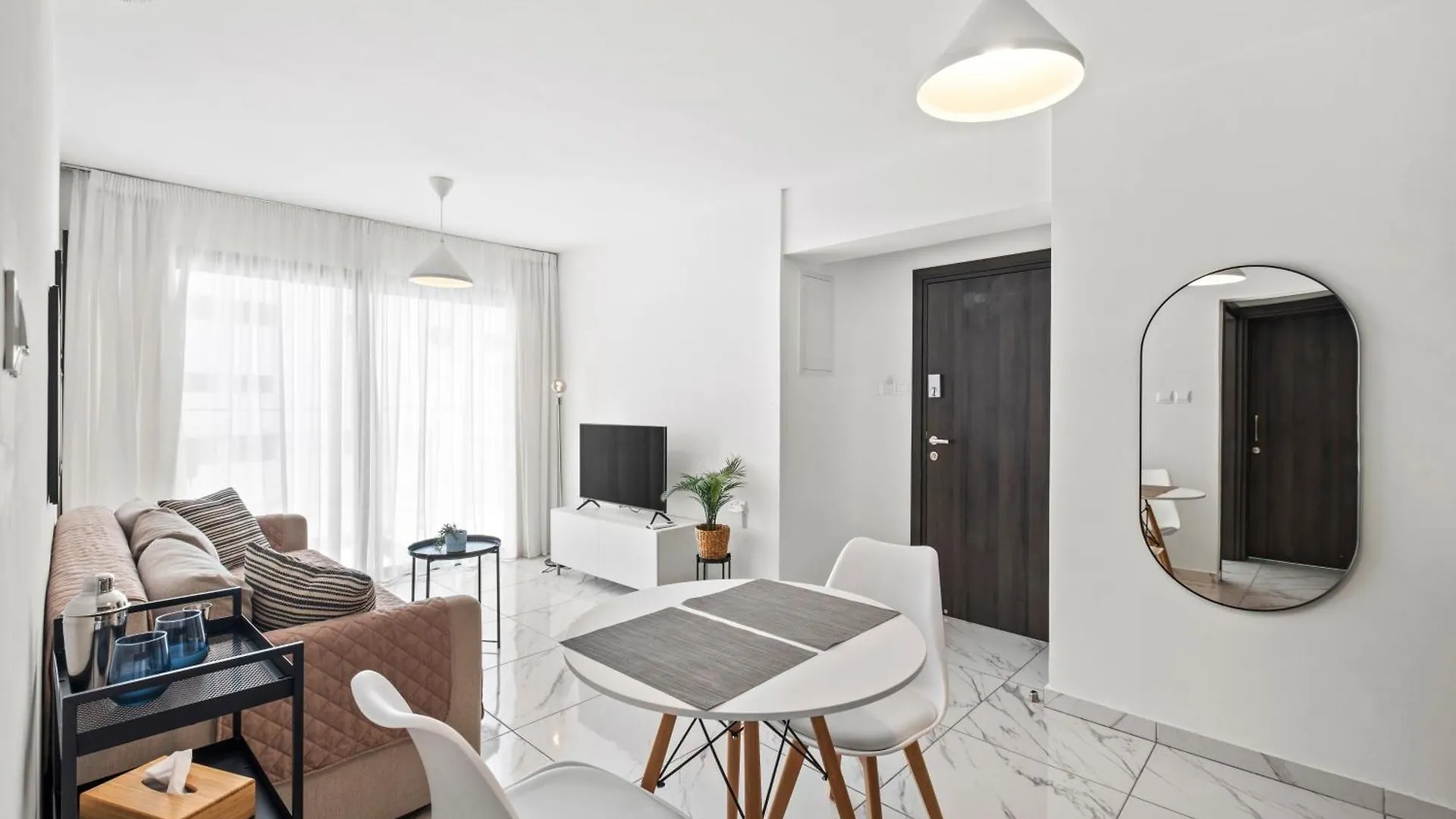 아파트 Majan Residences 라르나카